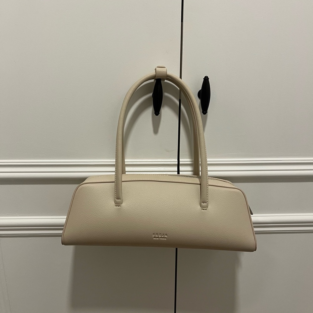 Freja New York Mercer Bag in Oat - Picture 6 of 10